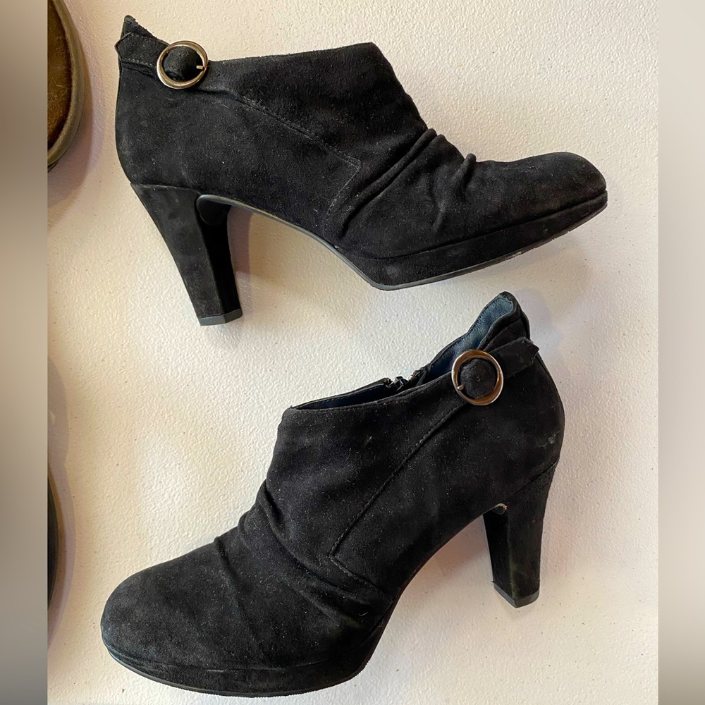 Umberto Raffini Black Suede Heeled Boots Size 38